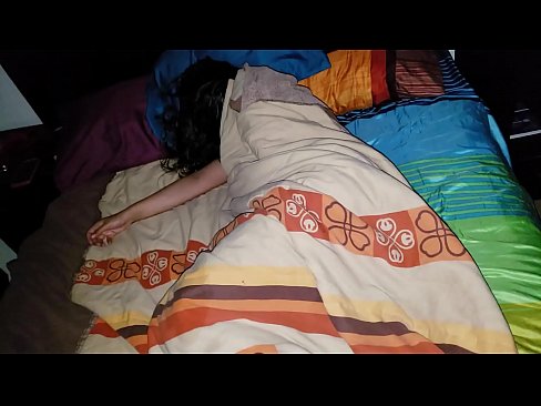 ❤️ Hijastro regañando a su joven madrastra mientras duerme Porno bonito en es.nomescriativos.top ❌️